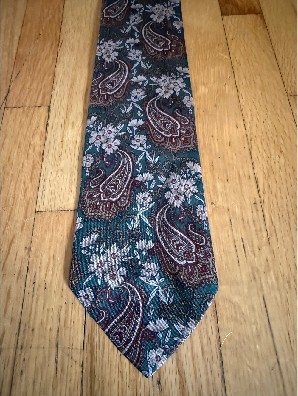 Vintage Brooks Brothers Makers Silk Tie Green Paisley Floral Made USA 3.5”